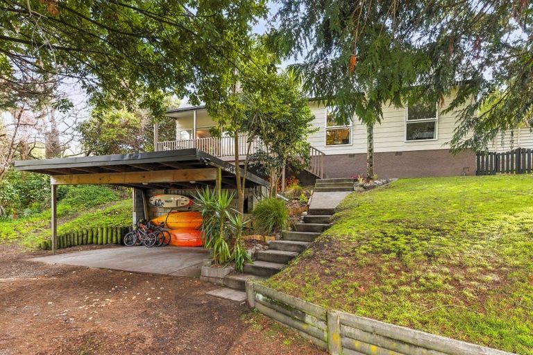 Photo of property in 98 Leinster Avenue, Raumati South, Paraparaumu, 5032
