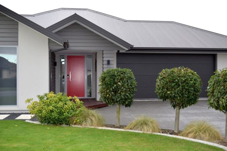 Photo of property in 6 Jacqueline Drive, West Melton, 7618