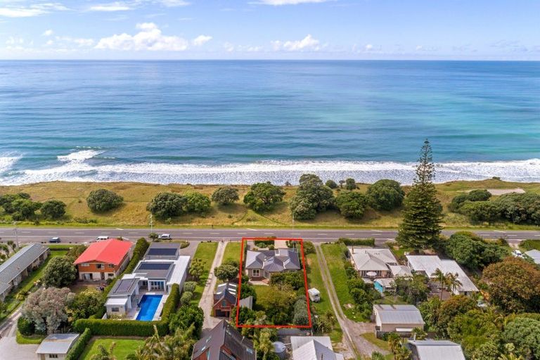 Photo of property in 50 Moana Road, Okitu, Gisborne, 4010
