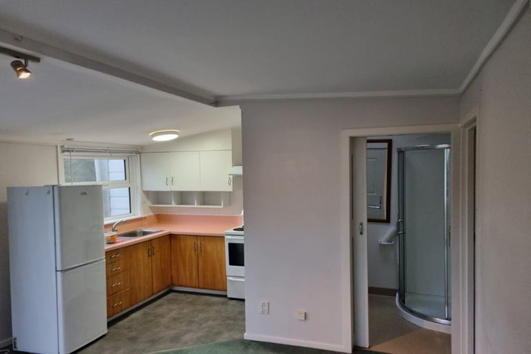 Photo of property in 2 Caprera Street, Melrose, Wellington, 6023