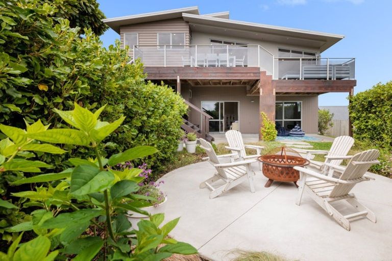 Photo of property in 11 Hazelnut Way, Bellevue, Tauranga, 3110