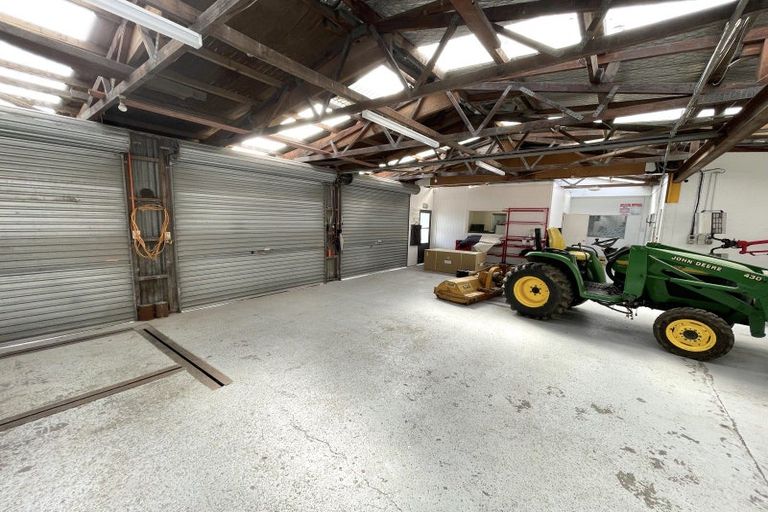 Photo of property in 2 Dunlop Road, Westgate, Auckland, 0814