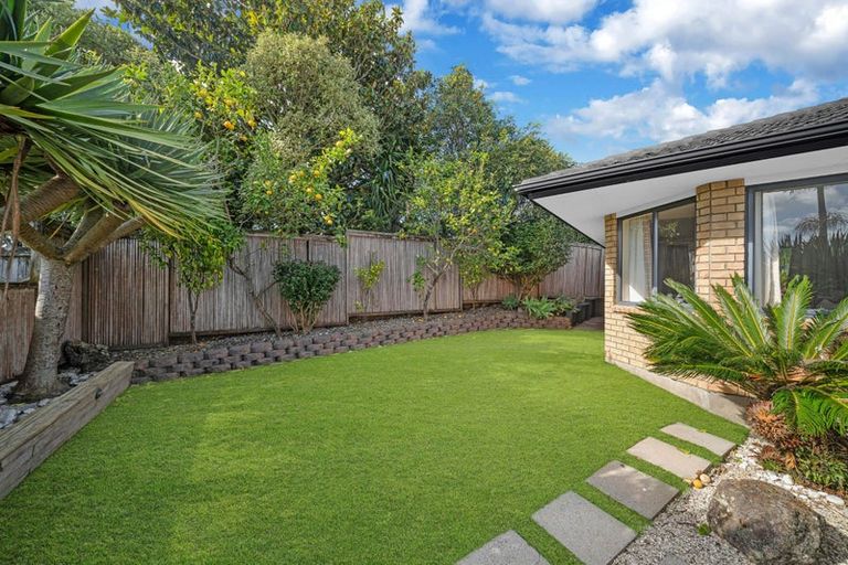 Photo of property in 11 Cognac Place, Henderson, Auckland, 0612