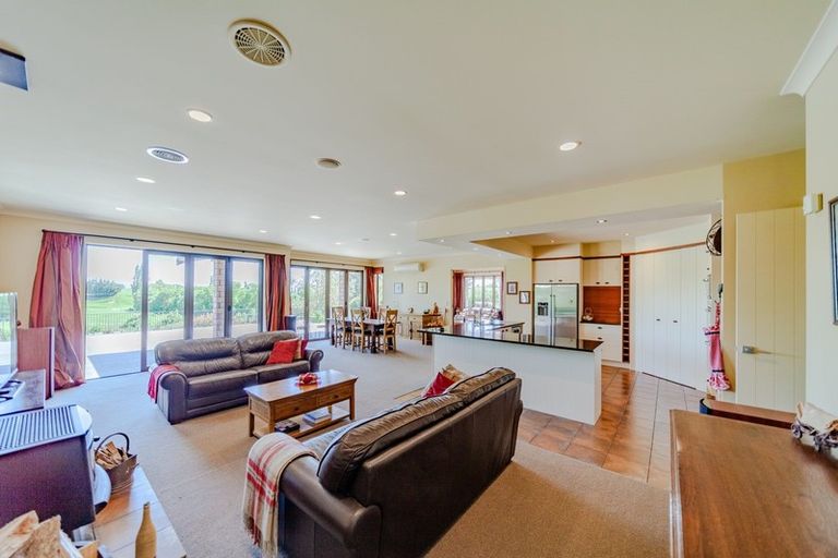 Photo of property in 388 Hinerangi Road, Hatuma, Waipukurau, 4281