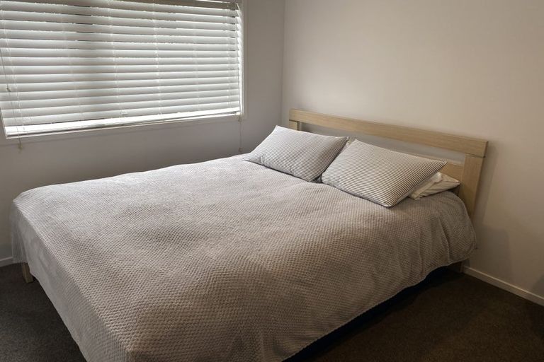 Photo of property in 57 Sunvue Road, Glen Eden, Auckland, 0602