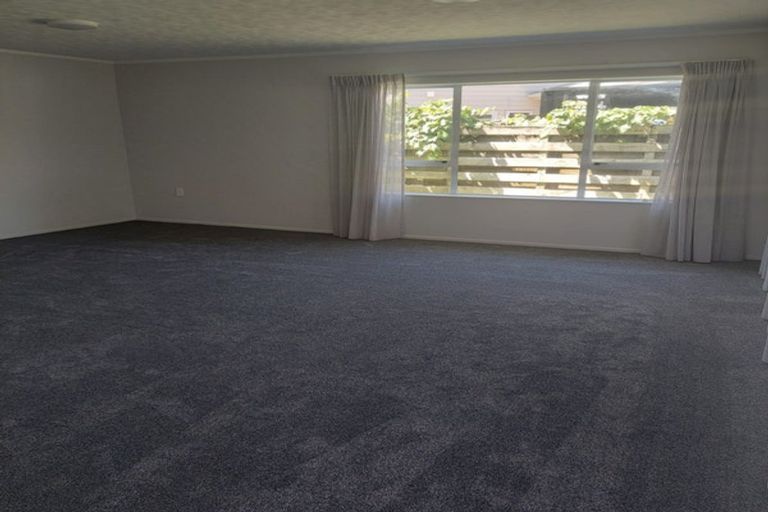 Photo of property in 29b Aquarius Drive, Kawaha Point, Rotorua, 3010