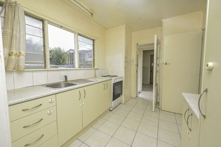 Photo of property in 22 Elizabeth Avenue, Papatoetoe, Auckland, 2025