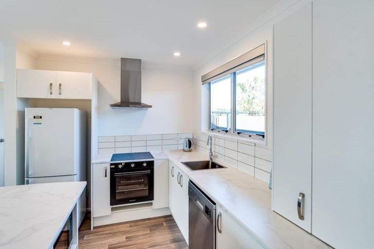 Photo of property in 11 Chester Street, Taradale, Napier, 4112