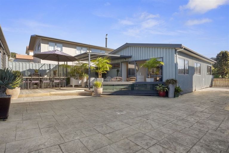 Photo of property in 17 Brighton Road, Waihi Beach, 3611