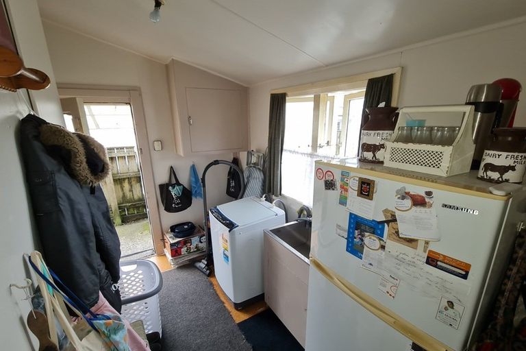 Photo of property in 80 Romilly Street, Westport, 7825