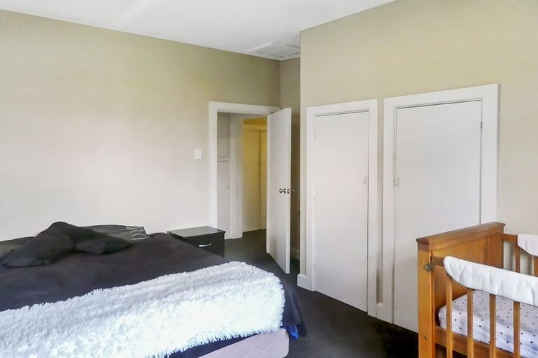 Photo of property in 28 Somerset Crescent, Spreydon, Christchurch, 8024