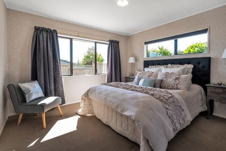 Photo of property in 45 Orangewood Drive, Northpark, Auckland, 2013