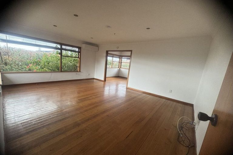 Photo of property in 8 Boyd Avenue, Mangere Bridge, Auckland, 2022