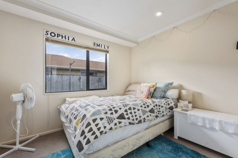 Photo of property in 50 Mary Huse Grove, Manor Park, Lower Hutt, 5019