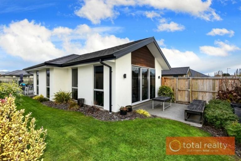 Photo of property in 33 Whincops Road, Halswell, Christchurch, 8025