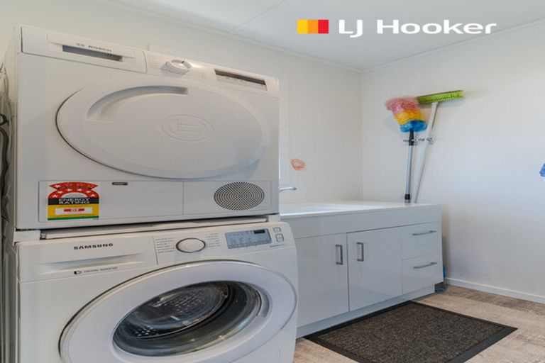 Photo of property in 19 Koremata Street, Green Island, Dunedin, 9018