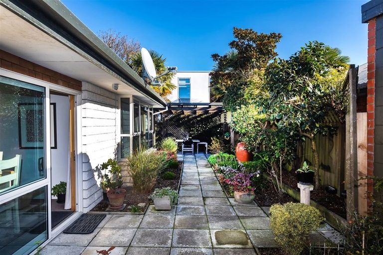 Photo of property in 19a Cox Street, Merivale, Christchurch, 8014