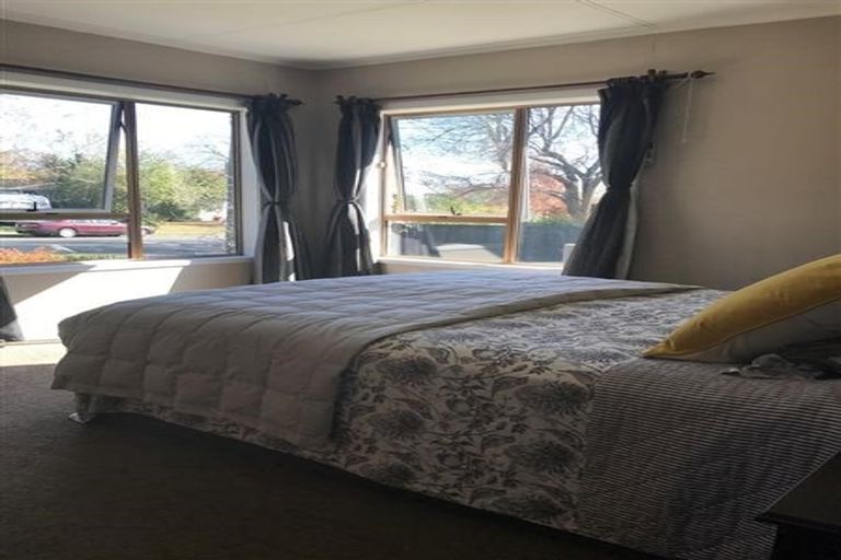 Photo of property in 47 James Cook Street, Havelock North, 4130