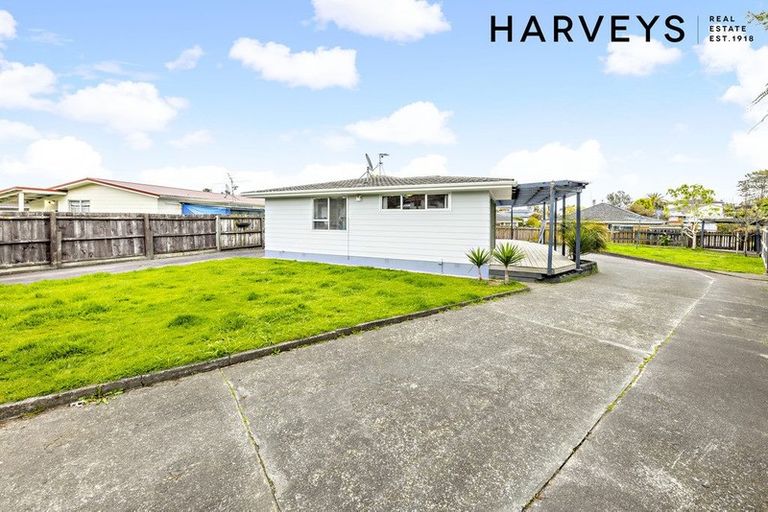 Photo of property in 10 Quintal Place, Papatoetoe, Auckland, 2025