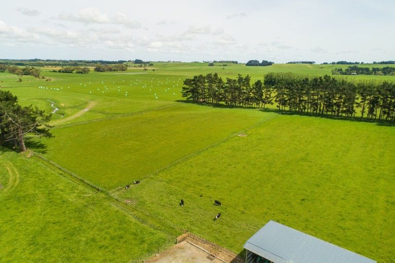 Photo of property in 10 Green Road, Awahuri, Palmerston North, 4479