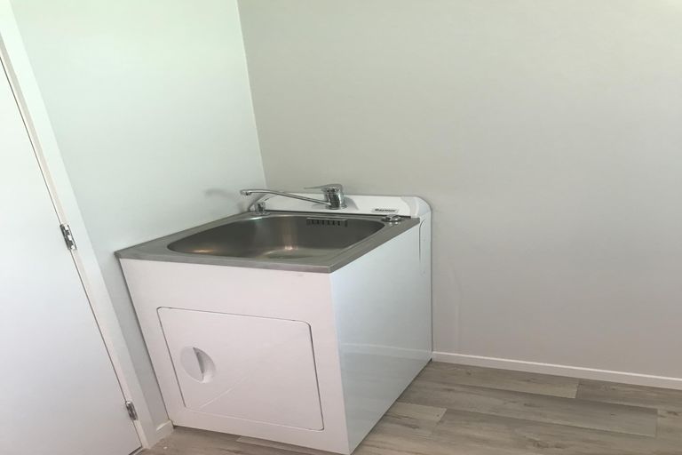 Photo of property in 18a Elliston Crescent, Stanmore Bay, Whangaparaoa, 0932