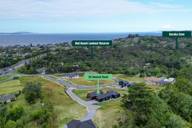 Photo of property in 20 Awanui Road, Red Beach, 0932