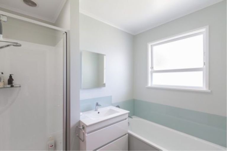 Photo of property in 4 Shortland Street, Tamatea, Napier, 4112