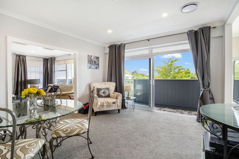 Photo of property in 5 Wigan Place, Hokowhitu, Palmerston North, 4410