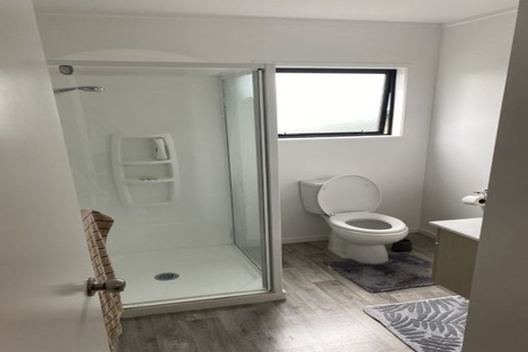 Photo of property in 57 Sunvue Road, Glen Eden, Auckland, 0602