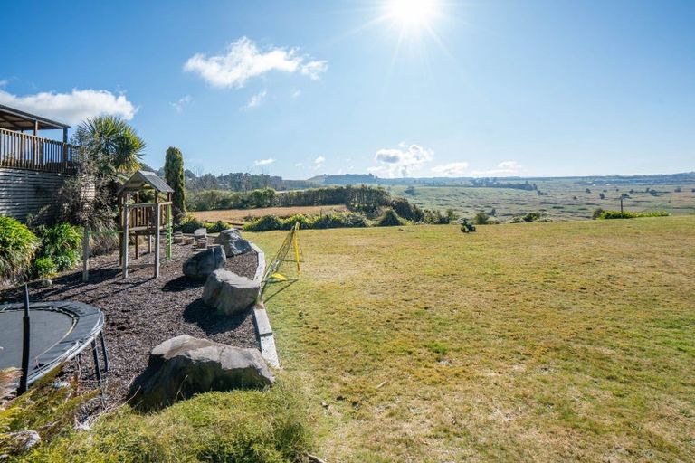 Photo of property in 108 Acacia Heights Drive, Acacia Bay, Taupo, 3385