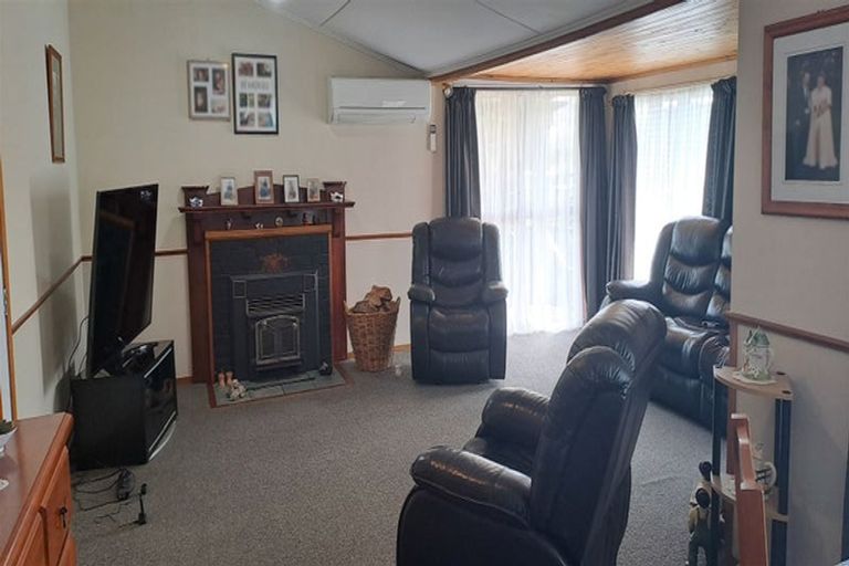 Photo of property in 4 Mill Street, Tapanui, 9522