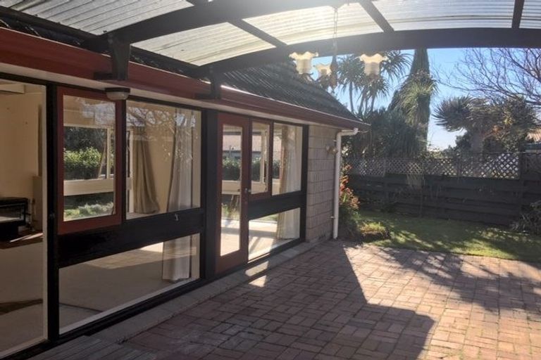 Photo of property in 10 Pamir Place, Welcome Bay, Tauranga, 3112