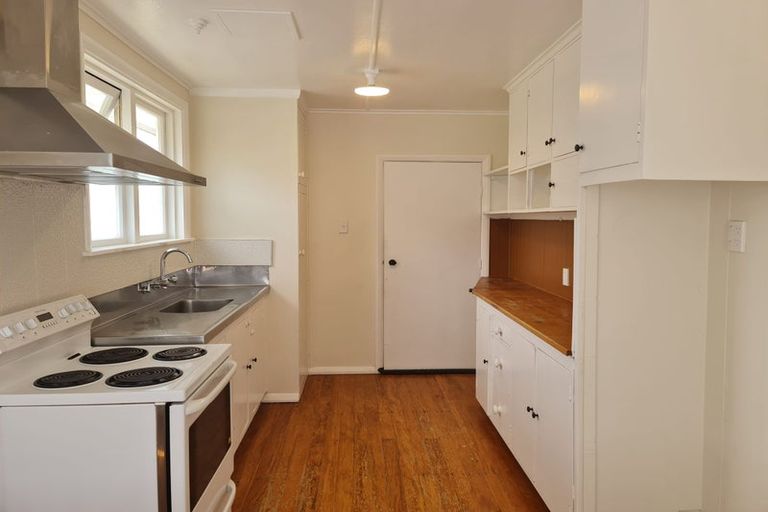 Photo of property in 90 Dimock Street, Titahi Bay, Porirua, 5022