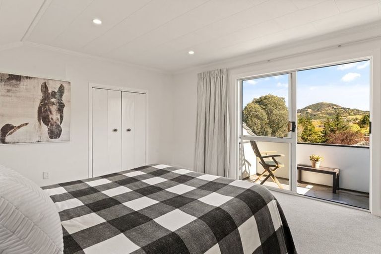 Photo of property in 4 Waldron Crescent, Green Island, Dunedin, 9018