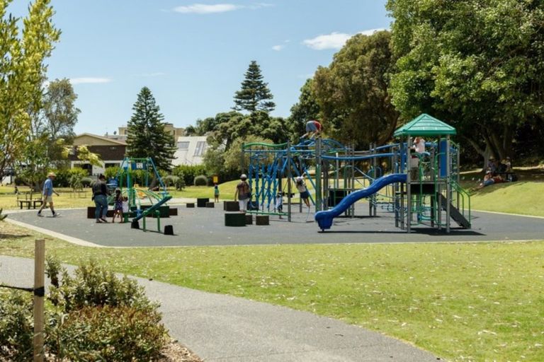 Photo of property in 62c Maunganui Road, Mount Maunganui, 3116