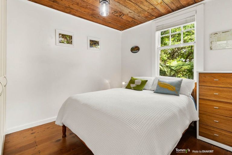 Photo of property in 4 Tyne Street, Island Bay, Wellington, 6023