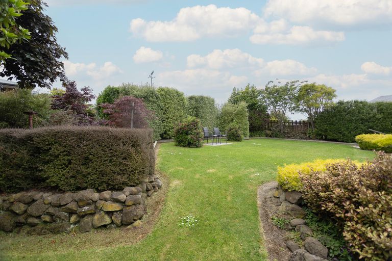 Photo of property in 15 Leven Street, South Hill, Oamaru, 9400