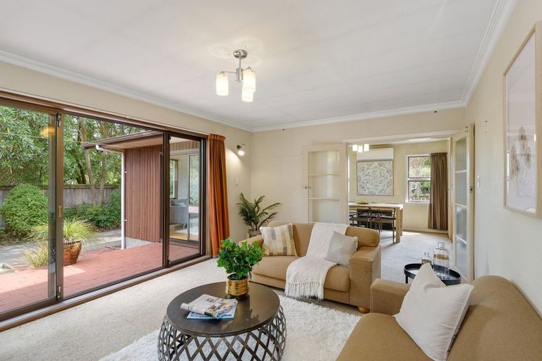 Photo of property in 19 Carruthers Street, Ilam, Christchurch, 8041