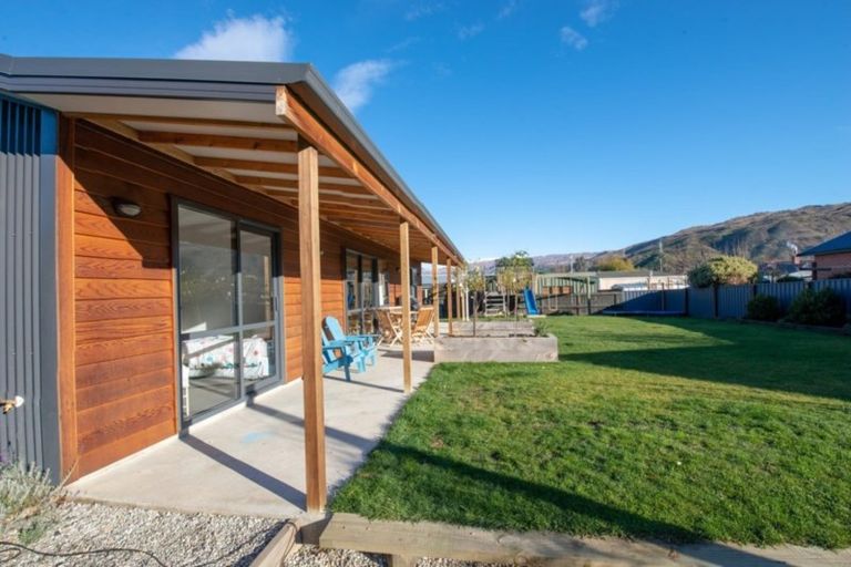 Photo of property in 5 Holdom Place, Clyde, 9330