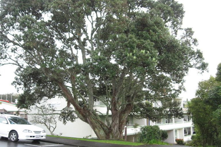 Photo of property in 5/34 Uxbridge Road, Mellons Bay, Auckland, 2014