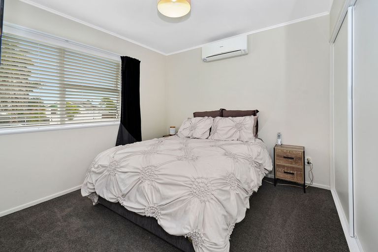 Photo of property in 57 Tatariki Street, Rosehill, Papakura, 2113