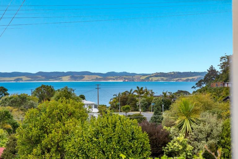 Photo of property in 16 Sea View Road, Leigh, 0985