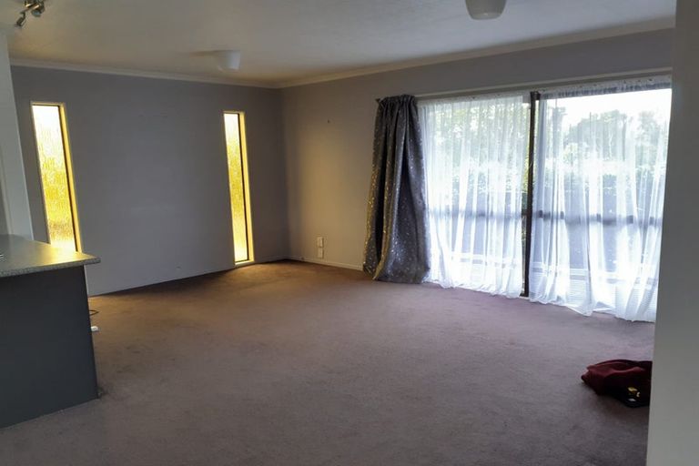 Photo of property in 63b Heta Road, Highlands Park, New Plymouth, 4312
