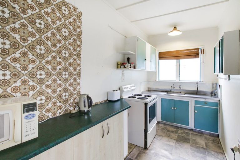 Photo of property in 26 Kent Avenue, Waitarere Beach, Levin, 5510