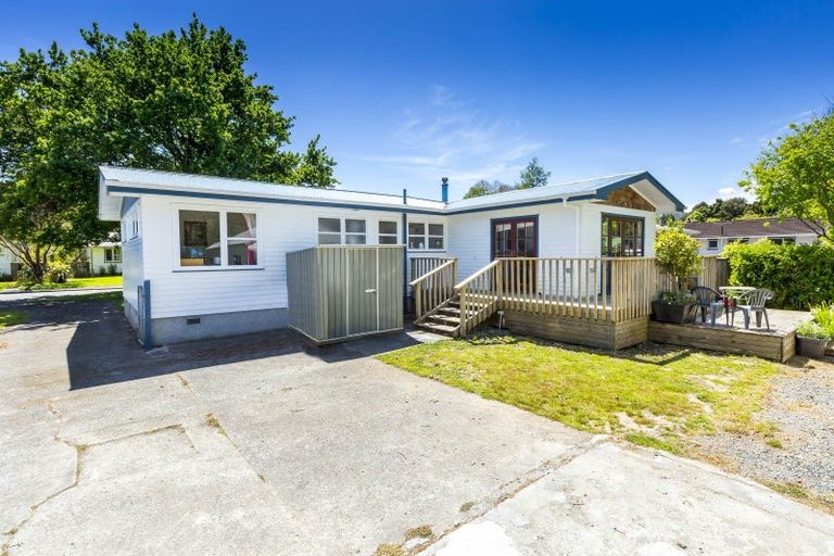 Photo of property in 14 Molloys Road, Te Marua, Upper Hutt, 5018
