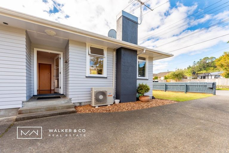 Photo of property in 84 Black Beech Street, Birchville, Upper Hutt, 5018