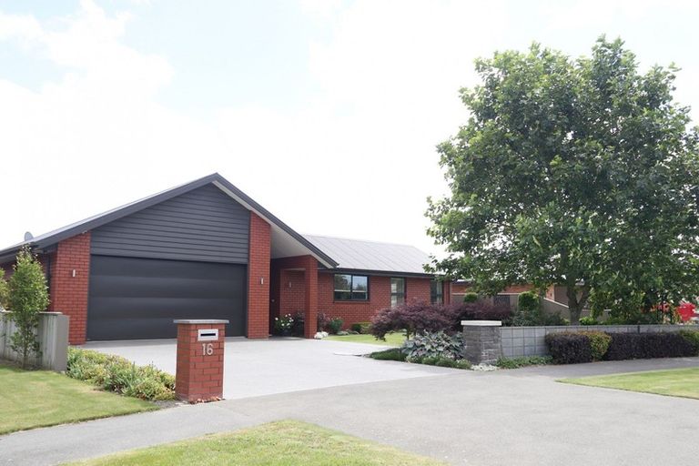 Photo of property in 16 Charlesworth Drive, Allenton, Ashburton, 7700