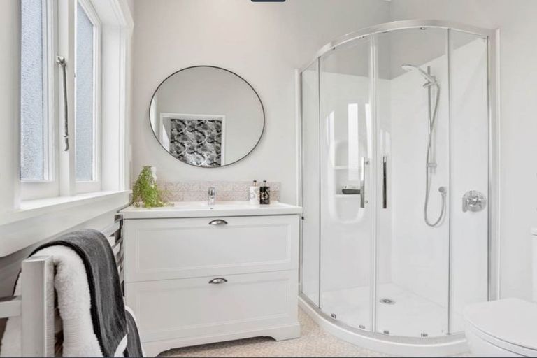 Photo of property in 40 Albert Street, Riverhead, 0820