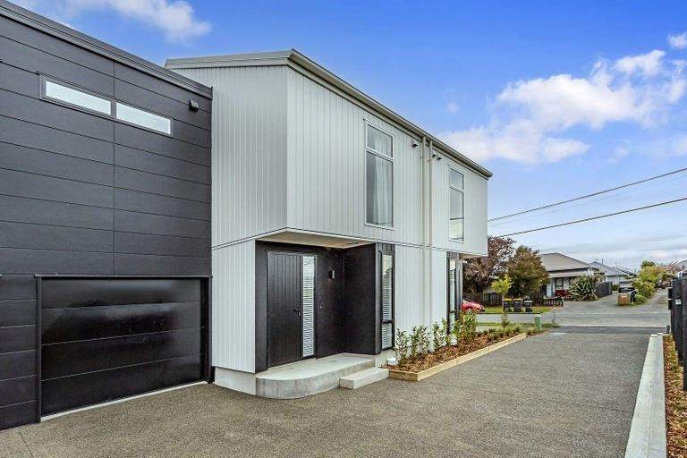 Photo of property in 2/16 Baretta Street, Somerfield, Christchurch, 8024