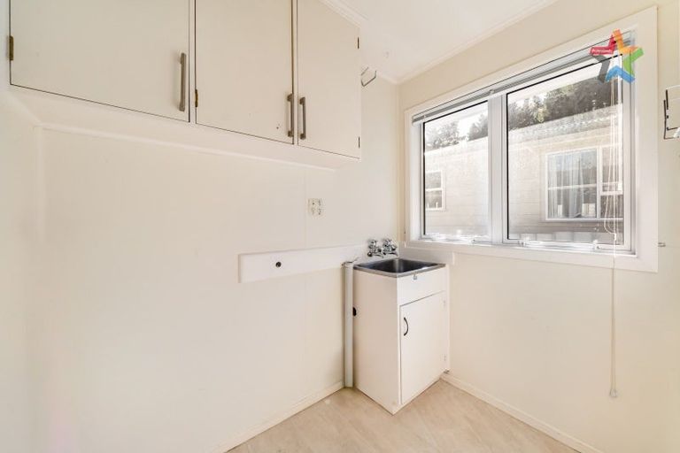 Photo of property in 11 Mimihau Grove, Wainuiomata, Lower Hutt, 5014